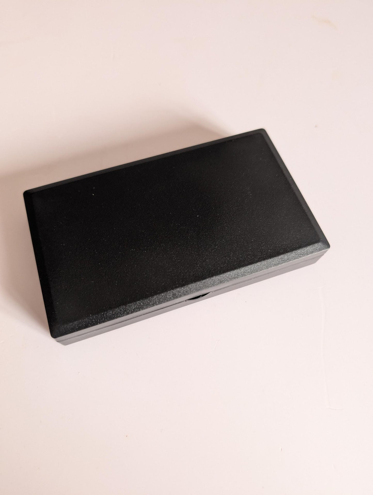Professional Digital Weighing Scales - 0.01g x 500g includes free batteries