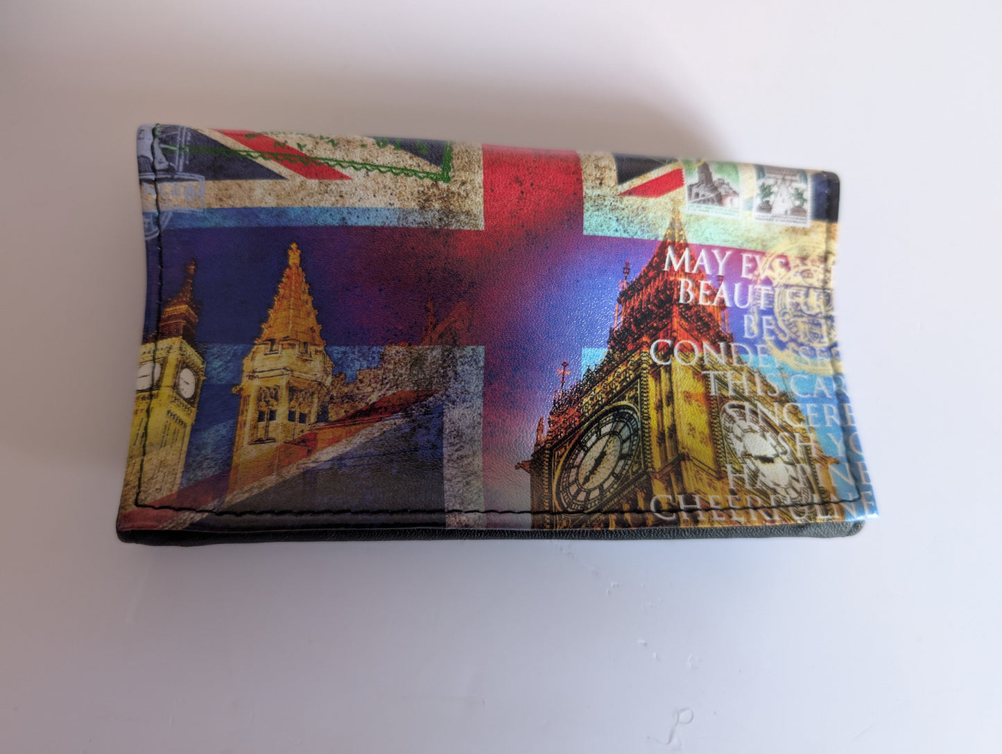 High Quality Faux Leather Tobacco Pouch Featuring London / UK Designs